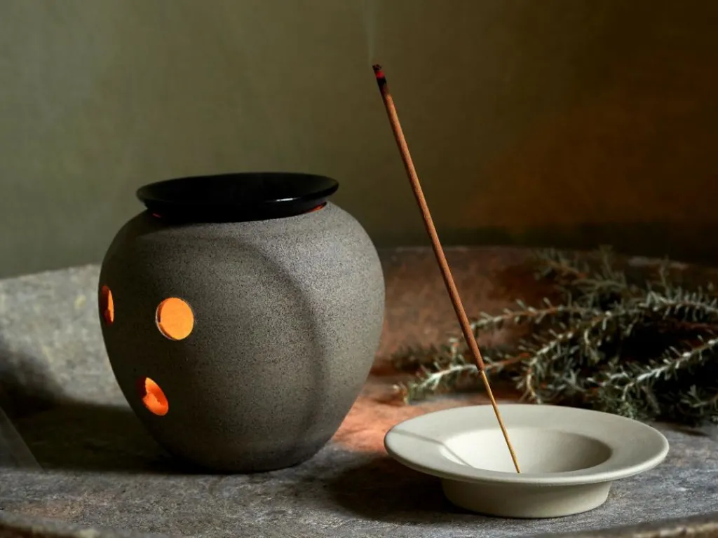 Grüne Erde Duftlampen & Duftsteine|Geschenke-Guide^Aromalampe aus Steinzeug 2tlg, H 11 cm, ø 12,5 cm