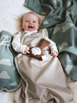 Grüne Erde Geschenke-Guide|Kuscheltiere & Spielzeug^Babyrassel Affe Abu, 15 cm, Bezug: 100 % Baumwolle, Füllung: 100 % Schurwolle (Schaf), GOTS