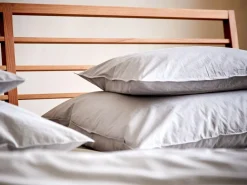 Grüne Erde Betten^Bett Almeno mit Sprossen - Betthaupt horizontal, 180 x 200,