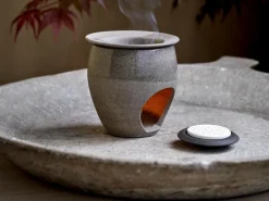 Grüne Erde Duftlampen & Duftsteine|Aromaölmischungen^Duftlampe aus Basalt, H 13 cm, ø 12 cm