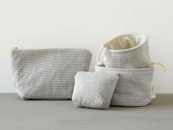 Grüne Erde Badezimmer-Accessoires|Badezimmer-Accessoires^Große Kosmetiktasche, graphit gestreift, 28 x 9 x 17 cm, 100 % Baumwolle, GOTS