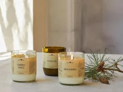 Grüne Erde Winter-Duftwelt|Kerzen Und Duftkerzen^Natürliche Rapswachskerze ZUHAUSE im rezyklierten Glas, Baumwolldocht, 325 ml, H 9,5 cm, ø 8,5 cm
