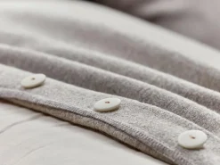 Grüne Erde Sofakissen|Sofakissen^Set: Sofakissen mit Überzug, 60 x 105 cm, Überzug: Wollstoff Tano Natur (79), Füllung: 100 % Schurwolle , mit verdeckter Knopfleiste