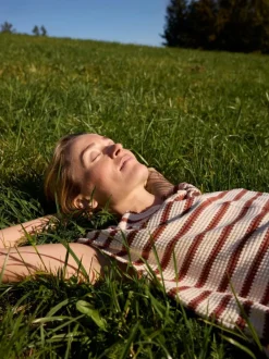 Grüne Erde Shirts^Shirt aus Bio-Baumwolle, 56 offwhite/kastanie jacquard ringel, 38, GOTS