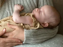 Kinder Grüne Erde Stillkissen Und Seitenschläferkissen^Stillkissen Mond, natur, 40 x 60 cm, Bezug: 100 % Baumwolle, Füllung: 100 % Naturlatex, GOTS