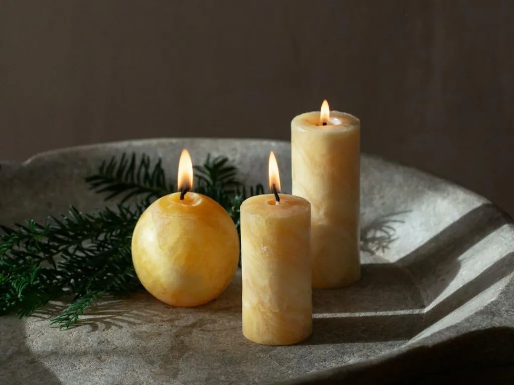 Grüne Erde Kerzen Und Duftkerzen^Stumpenkerze aus Bienenwachs, , Höhe 10 cm, ø 5 cm, 1 Stk.