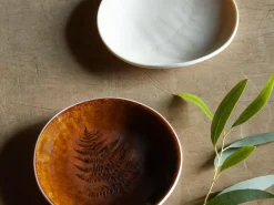 Grüne Erde Geschenke-Guide|Geschirr^Teller aus Porzellan mit Farn, braun, ø 12 cm