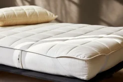 Grüne Erde Geschenkboxen|Auflagen, Unterbetten & Topper^Unterbett Nesselfaser, 80 x 200 cm, 380 g/m2