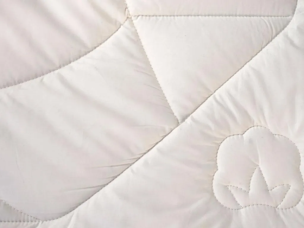 Grüne Erde Bettdecken|Geschenke-Guide^Winterdecke Baumwolle Pur, 140 x 200 cm, 500 g/m2 GOTS, NATURTEXTIL BEST, VEGAN